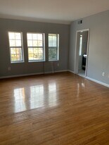 1736 N Rhodes St, Unit 293 in Arlington, VA - Building Photo