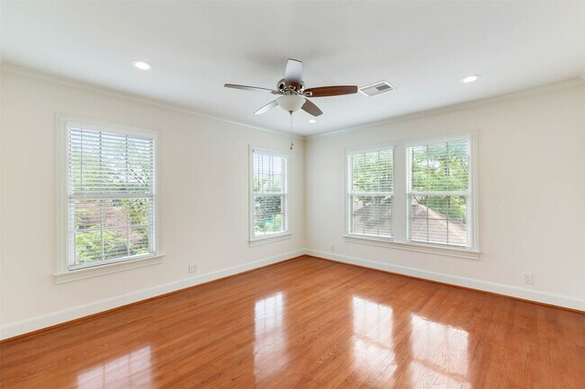 property at 2343 Shakespeare St