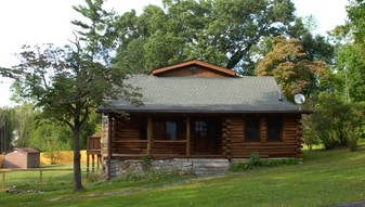 1608 Pennsylvania Ave in Hendersonville, NC - Building Photo