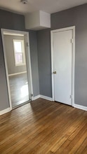 13 Poplar Pl, Unit Unit 3 in Waterbury, CT - Foto de edificio - Building Photo