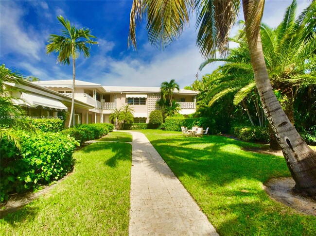 1025 Langer Way in Delray Beach, FL - Building Photo - Building Photo