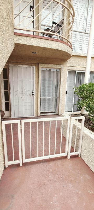 property at 108 W Maple St