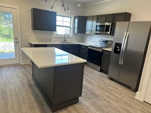 145 Bellvue Dr in Lebanon, TN - Building Photo - Building Photo
