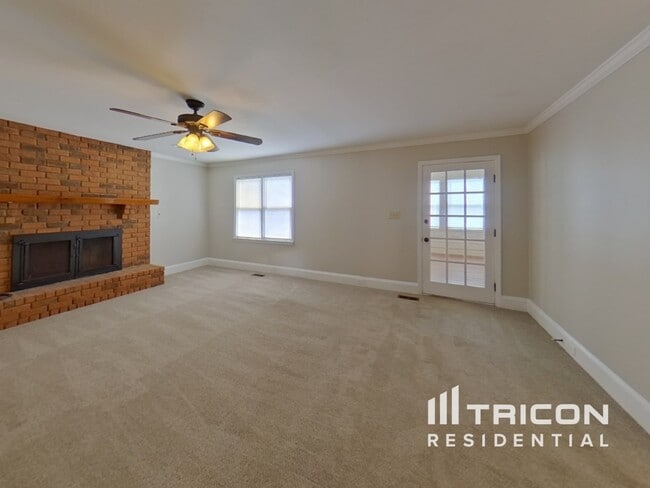 1041 Henry Terrace in Lawrenceville, GA - Building Photo - Building Photo