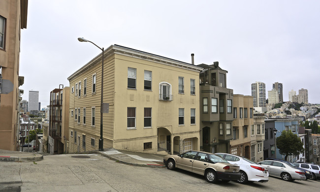 417-425 Filbert St in San Francisco, CA - Building Photo - Building Photo