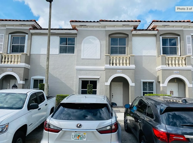 property at 14103 SW 49th St