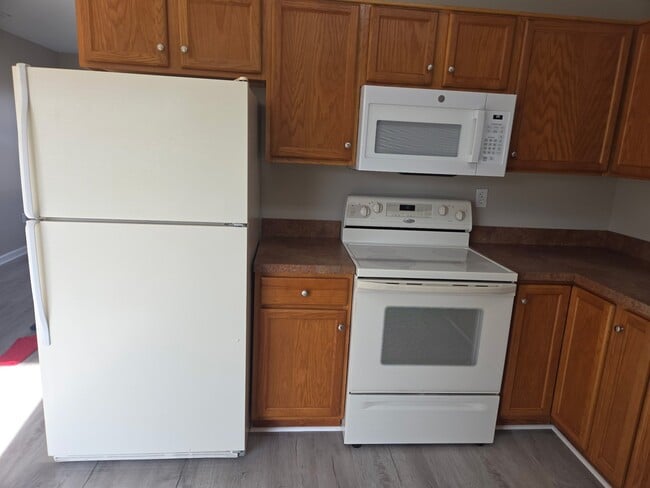 2614 Lamborne Blvd in Louisville, KY - Building Photo - Building Photo