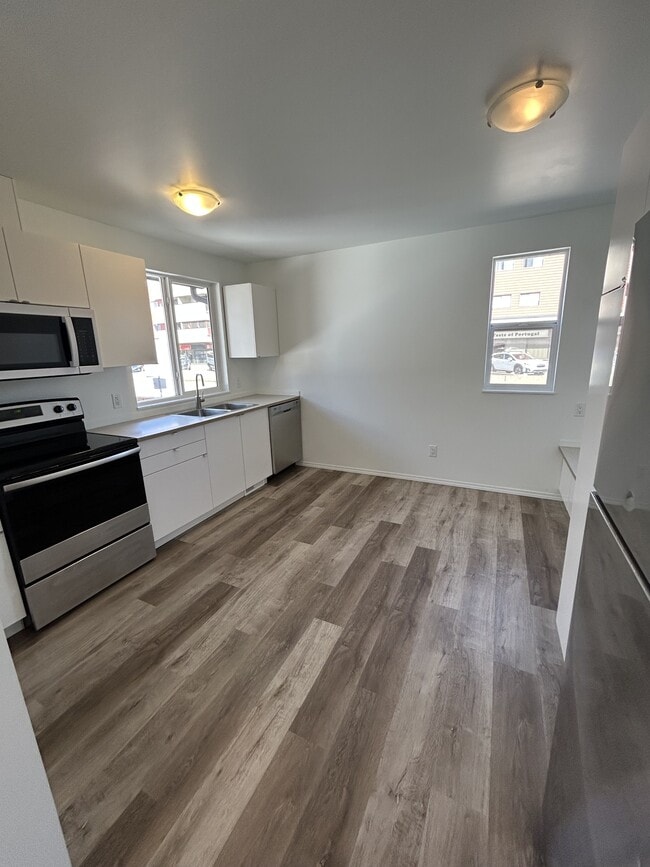 property at 11354-11353 53 St NW