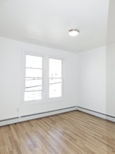 24 Obrien Ct in Bayonne, NJ - Building Photo - Building Photo