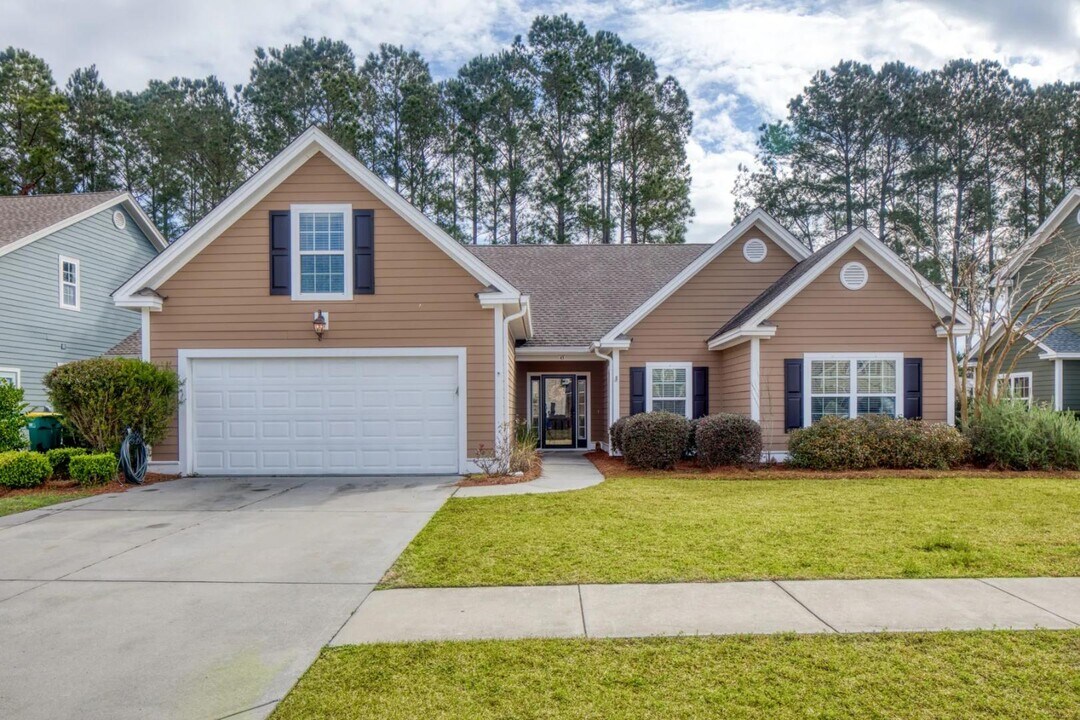45 Station Loop in Bluffton, SC - Building Photo