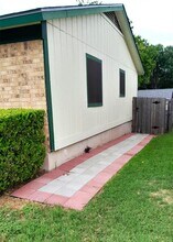 11103 Prairie Dove Cir in Austin, TX - Building Photo - Building Photo