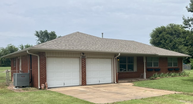 property at 1865 W Lake Park Dr