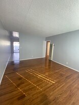 651-655 Winslow Ave in Long Beach, CA - Building Photo