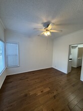 122 N Orlando Ave in Los Angeles, CA - Foto de edificio - Building Photo
