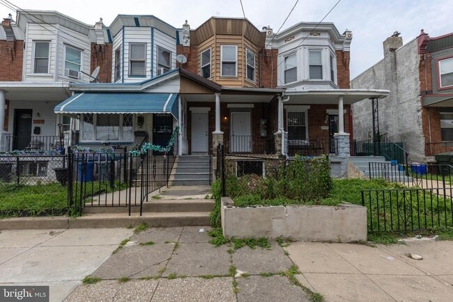 6035 Hazel Ave in Philadelphia, PA - Building Photo - Building Photo