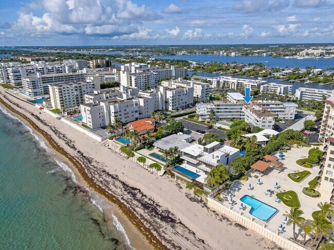 3500 S Ocean Blvd, Unit 203 in South Palm Beach, FL - Foto de edificio - Building Photo