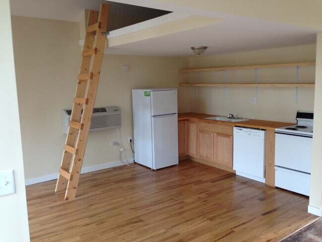 153 Hart Ave in Athens, GA - Building Photo - Building Photo