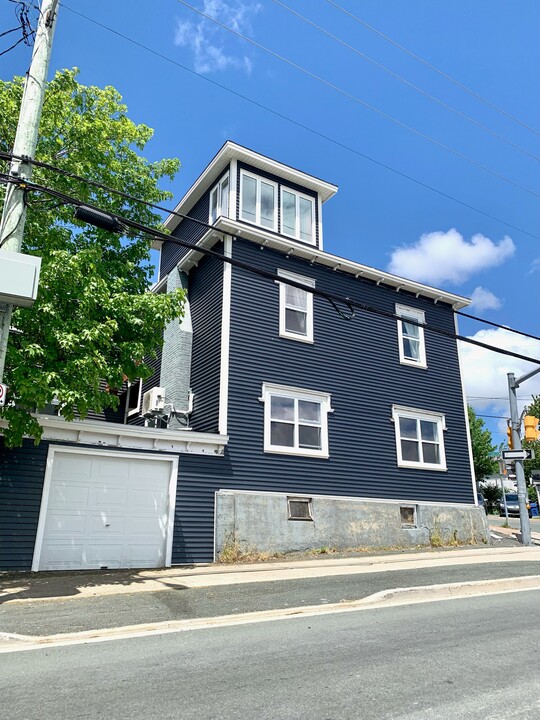 20 Lemarchant Rd in St John's, NL - Building Photo