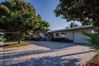 1251 SW 11th Terrace in Boca Raton, FL - Building Photo - Building Photo
