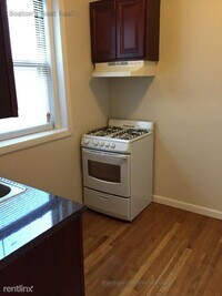 18 Saint Lukes Rd, Unit 2 photo'