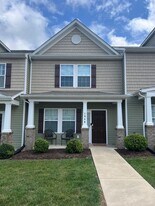 1946 Kennington Park Rd in Aylett, VA - Building Photo