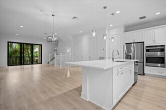 5324 Sagan Ln in Palm Beach Gardens, FL - Building Photo - Building Photo