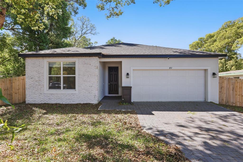 851 W 24th Pl in Sanford, FL - Building Photo