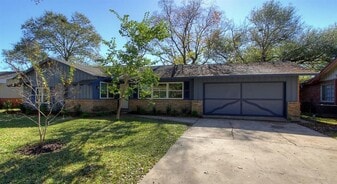 5611 Arboles Dr in Houston, TX - Building Photo