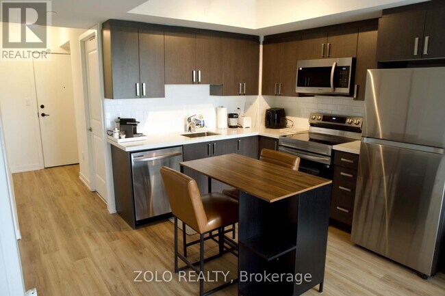 556-556 Marlee Ave in Toronto, ON - Building Photo - Building Photo