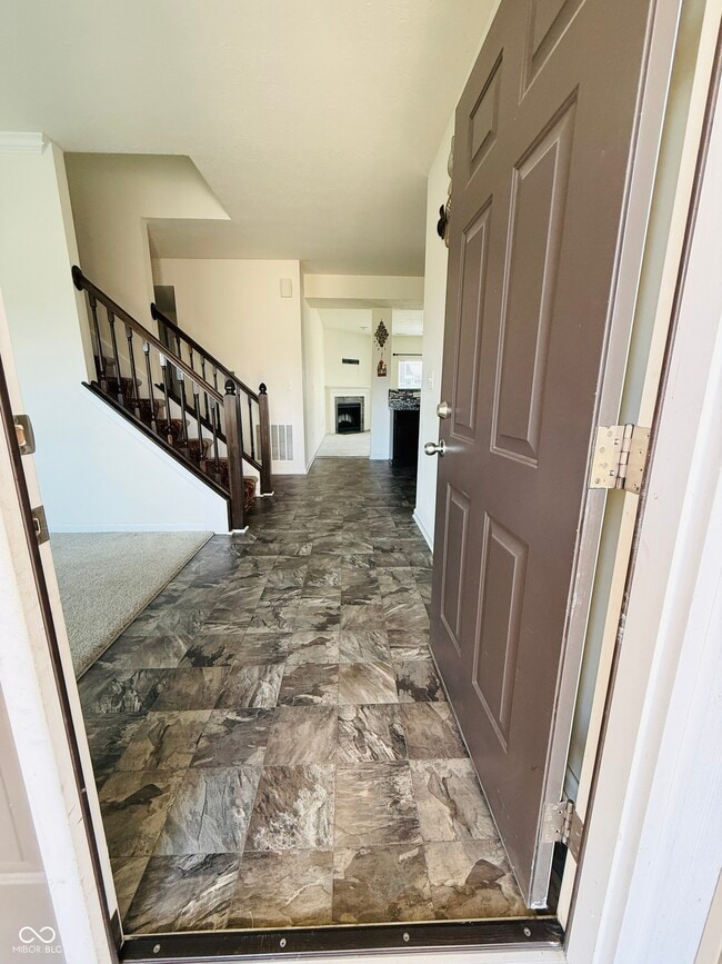 822 Blue Ash Trail in Greenwood, IN - Building Photo - Building Photo