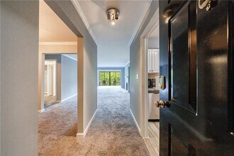 27306 Plantation Dr NE in Atlanta, GA - Building Photo - Building Photo