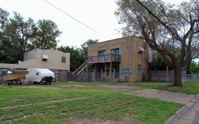 1020 W 11th Ave in Amarillo, TX - Foto de edificio - Building Photo