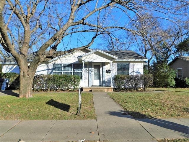 1124 Coit St in Denton, TX - Building Photo - Building Photo