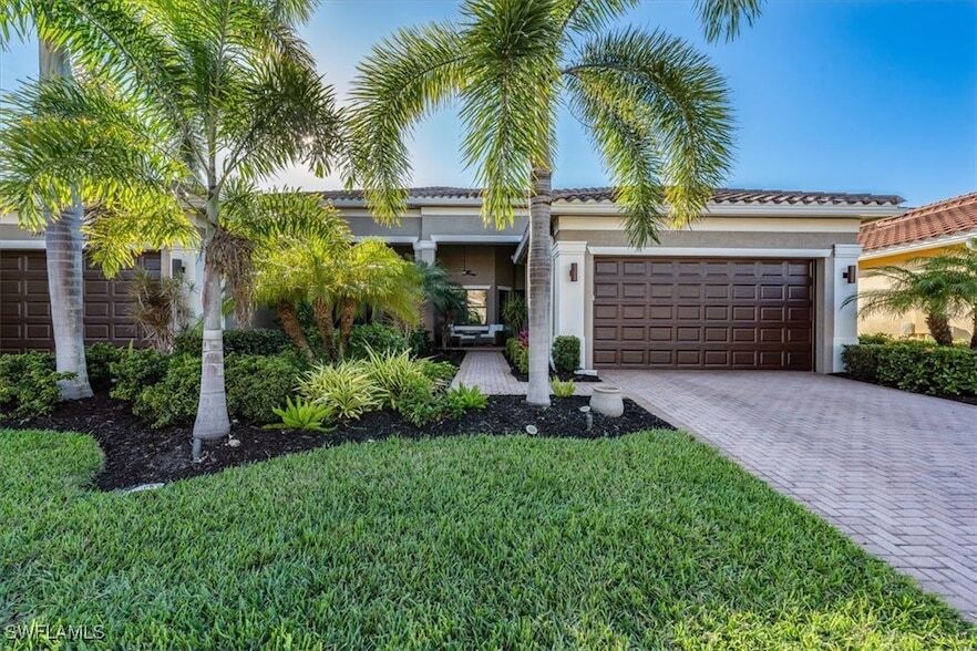 13459 Sumter Ln in Naples, FL - Building Photo