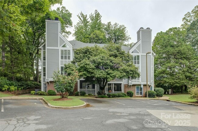 2506 Cranbrook Ln in Charlotte, NC - Building Photo - Building Photo
