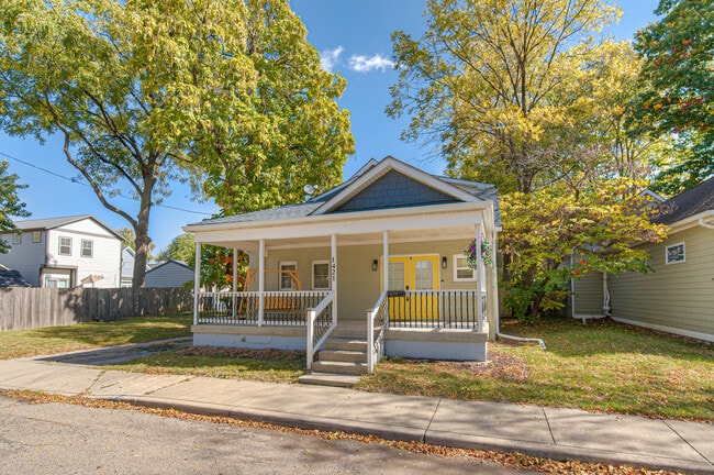 property at 1421 Laurel St