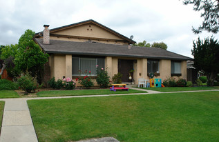 512 Granger Terr. in Sunnyvale, CA - Building Photo