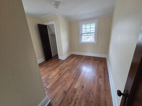 1712 Vernon St in Rockford, IL - Building Photo - Building Photo