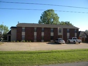 The Cedars in Fort Smith, AR - Foto de edificio - Other