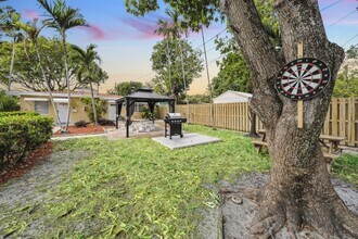 1420 Miami Rd in Fort Lauderdale, FL - Building Photo - Building Photo