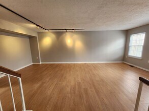 56 Cherry Bend Ct in Germantown, MD - Foto de edificio - Building Photo