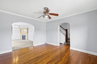 334 Overbrook Blvd in Pittsburgh, PA - Foto de edificio - Building Photo