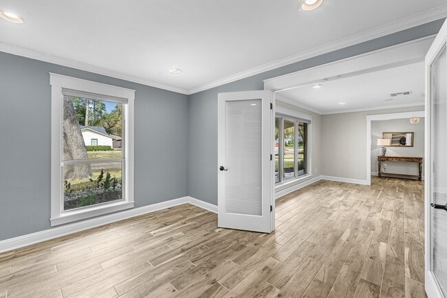 property at 10211 Candlewood Dr