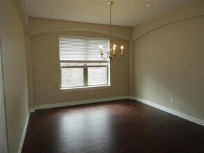 5812 Quicksilver Dr in McKinney, TX - Foto de edificio - Building Photo
