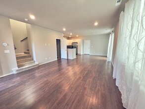 3453 Juno St NE in Lacey, WA - Foto de edificio - Building Photo