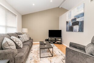 6907 Manchester Dr in Plainfield, IL - Building Photo