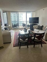 16711 Collins Ave, Unit 1704 in Sunny Isles Beach, FL - Building Photo - Building Photo