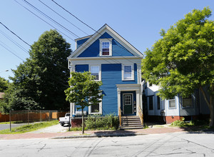 92 Clark St in Portland, ME - Building Photo - Building Photo