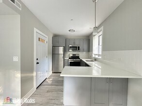 1137 Oak Ave in Evanston, IL - Foto de edificio - Building Photo