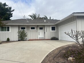 9686 Wayfarer Dr in La Mesa, CA - Building Photo - Building Photo